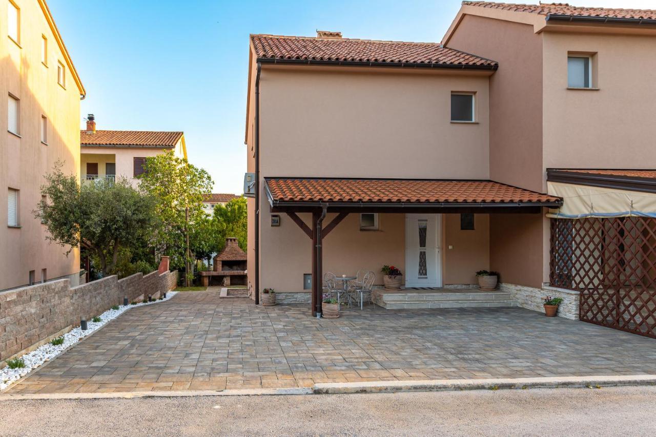 Kuca Lana Apartment Medulin Exterior foto